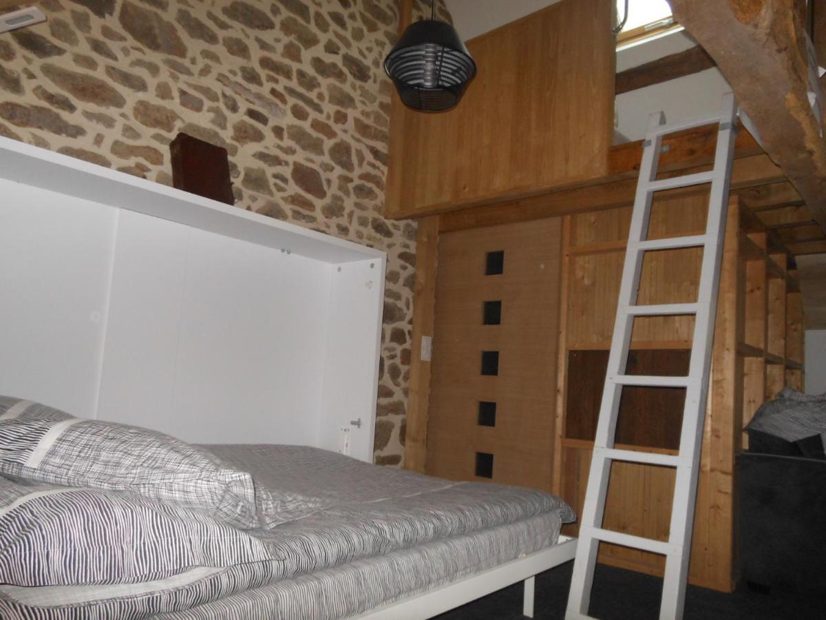 Le Logis De Mordreuc Apartment Pleudihen-sur-Rance Екстериор снимка